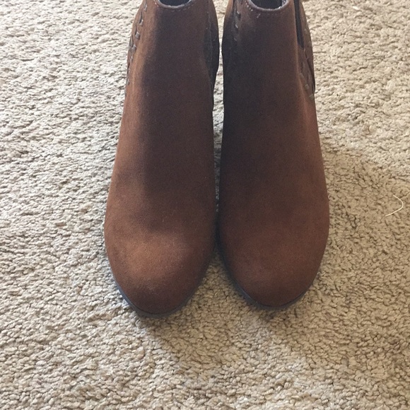 Brown Carlos western style ankle boots - Picture 2 of 3